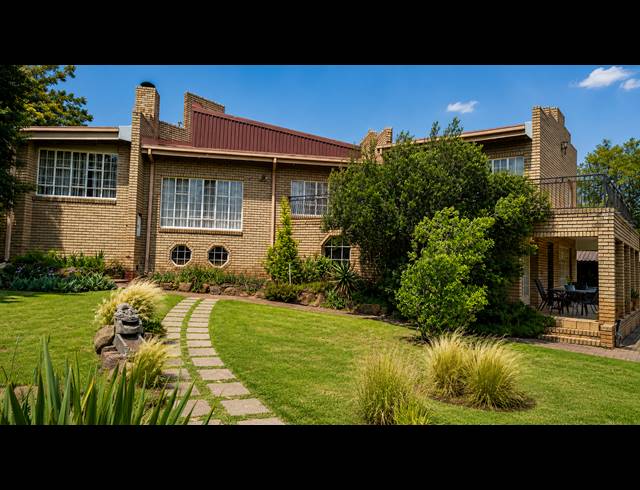 4 BEDROOM HOUSE FOR SALE IN THREE RIVERS EAST